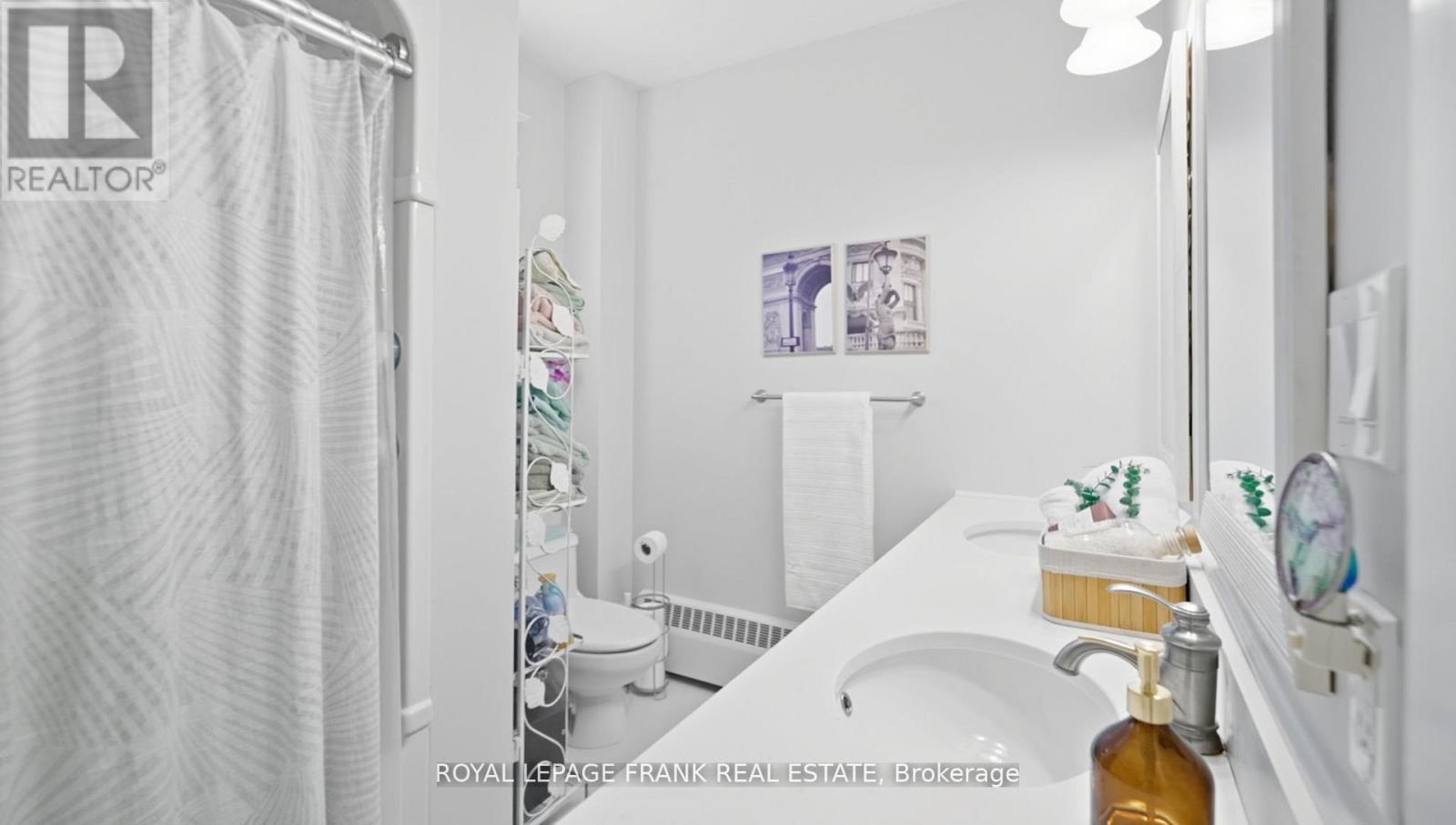 












76 BOND STREET W

,
Kawartha Lakes (Lindsay),




Ontario
K9V3R4

