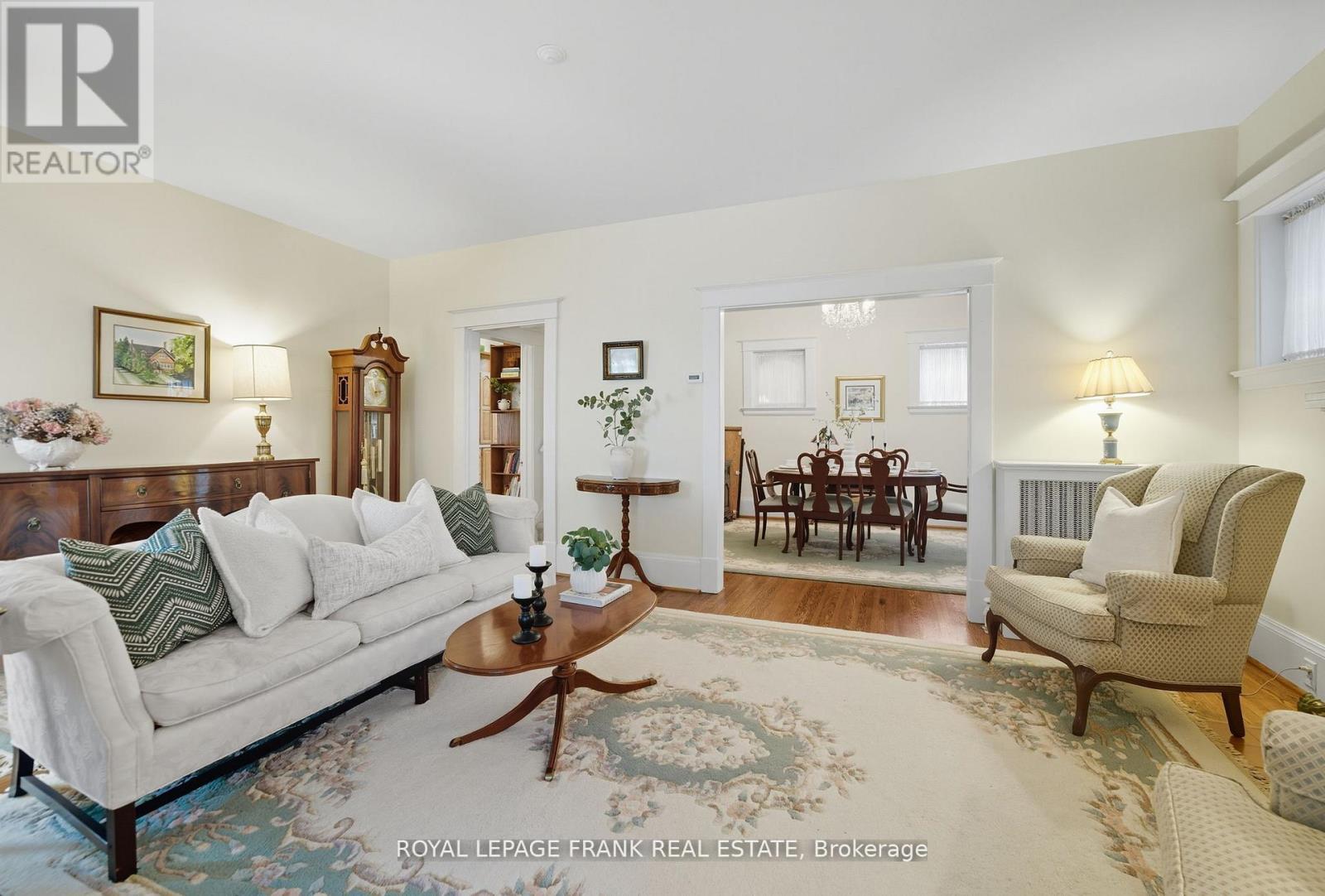 












76 BOND STREET W

,
Kawartha Lakes (Lindsay),




Ontario
K9V3R4

