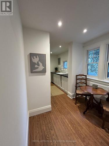 Breakfast nook