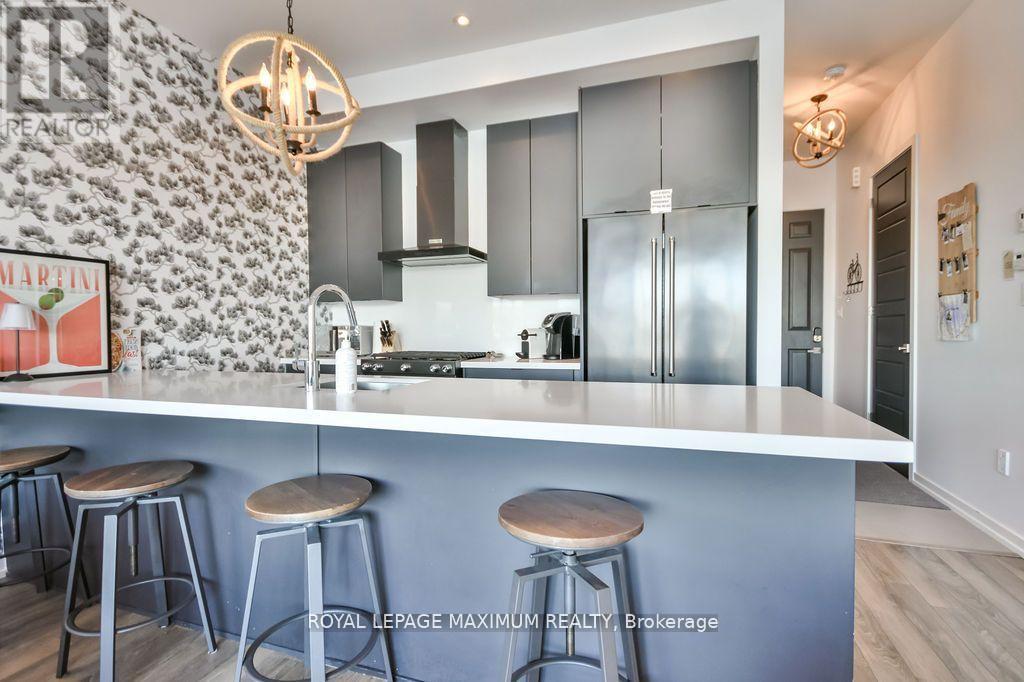 












3527 RIVA AVENUE

,
Innisfil,




Ontario
L9S0L5

