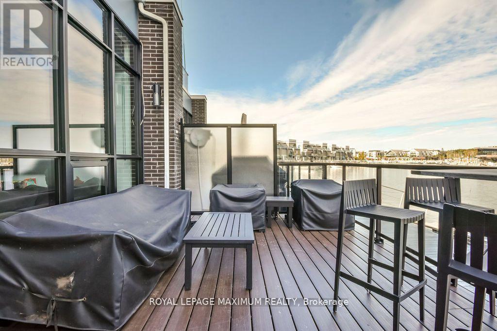 












3527 RIVA AVENUE

,
Innisfil,




Ontario
L9S0L5

