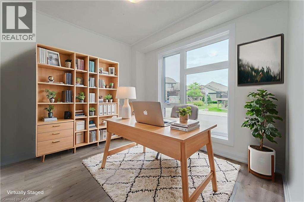 












271 GREY SILO Road Unit# 44

,
Waterloo,




Ontario
N2K0E9

