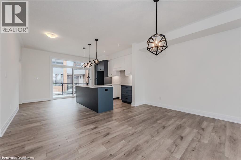 












271 GREY SILO Road Unit# 44

,
Waterloo,




Ontario
N2K0E9

