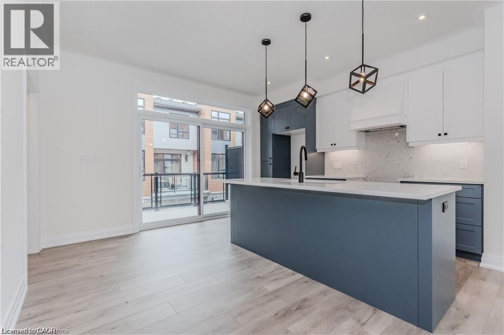 












271 GREY SILO Road Unit# 44

,
Waterloo,




Ontario
N2K0E9

