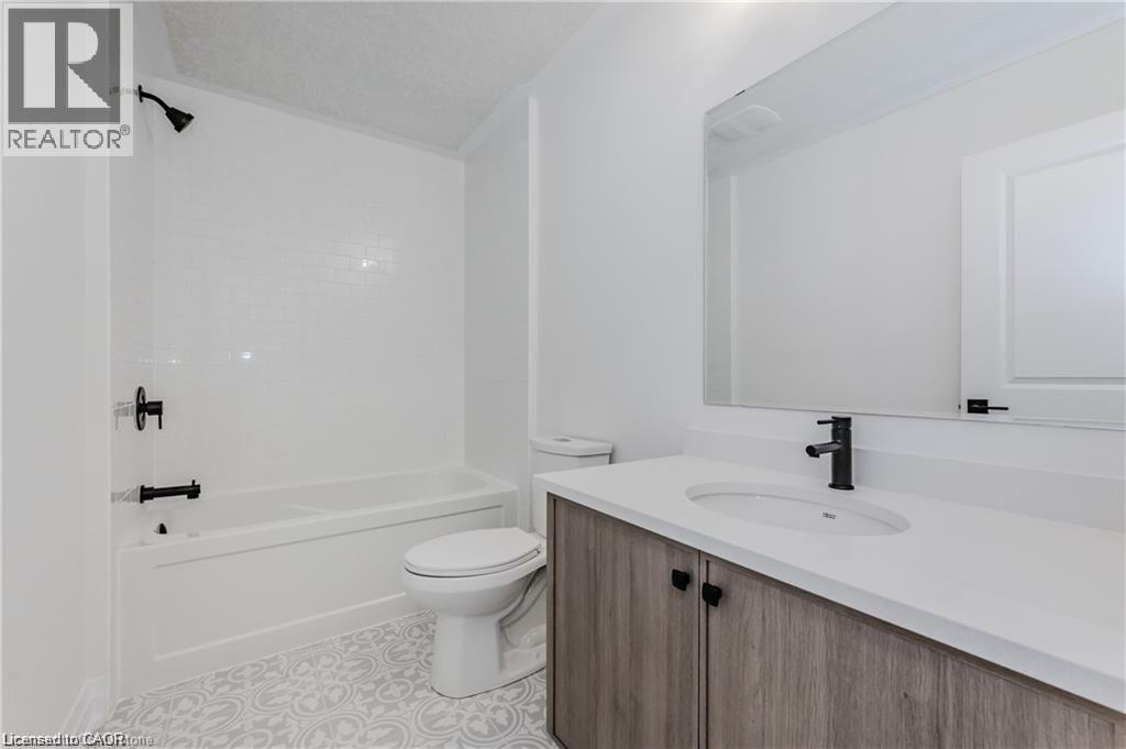 












271 GREY SILO Road Unit# 44

,
Waterloo,




Ontario
N2K0E9

