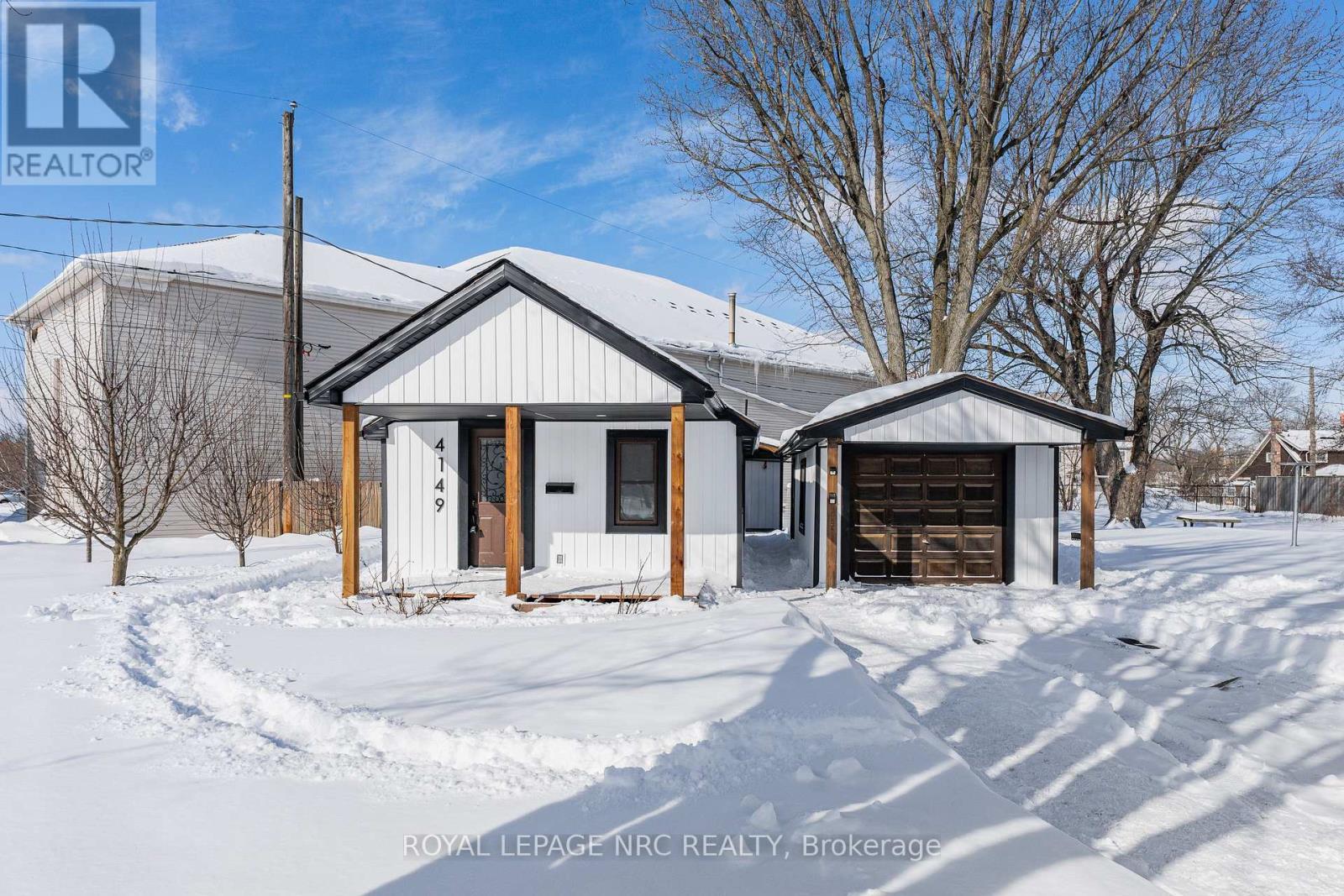 












4149 WELLAND STREET

,
Niagara Falls (Chippawa),




Ontario
L2G6J9

