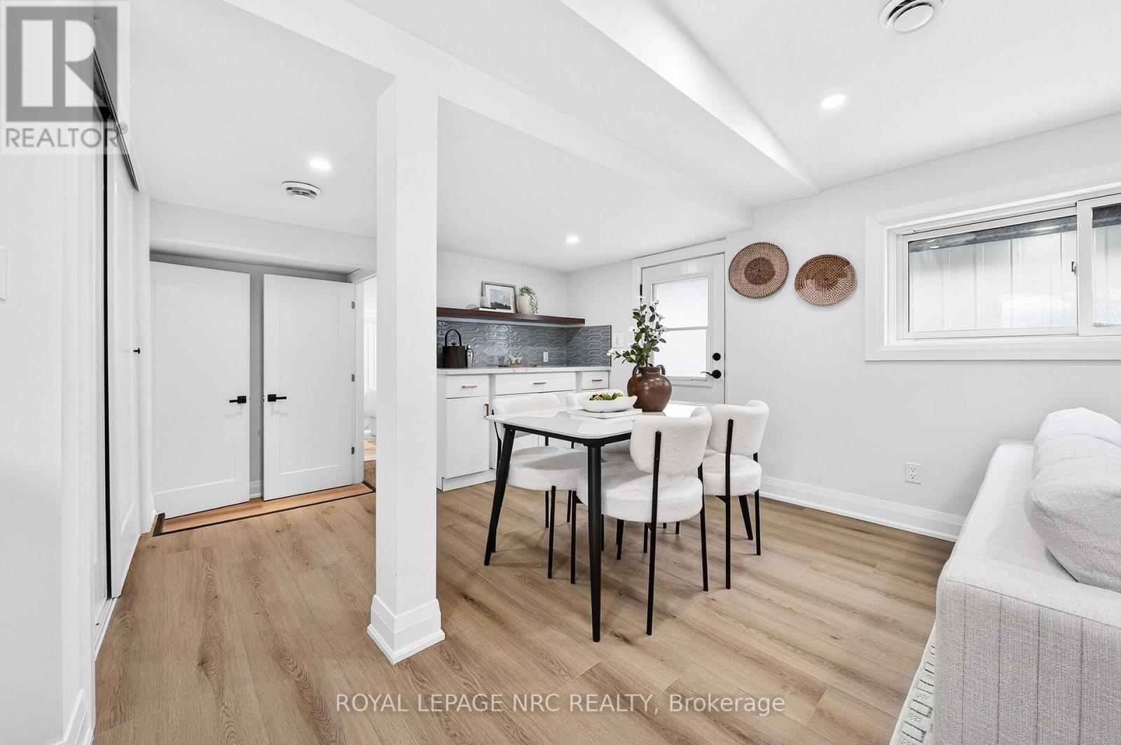 












4149 WELLAND STREET

,
Niagara Falls (Chippawa),




Ontario
L2G6J9

