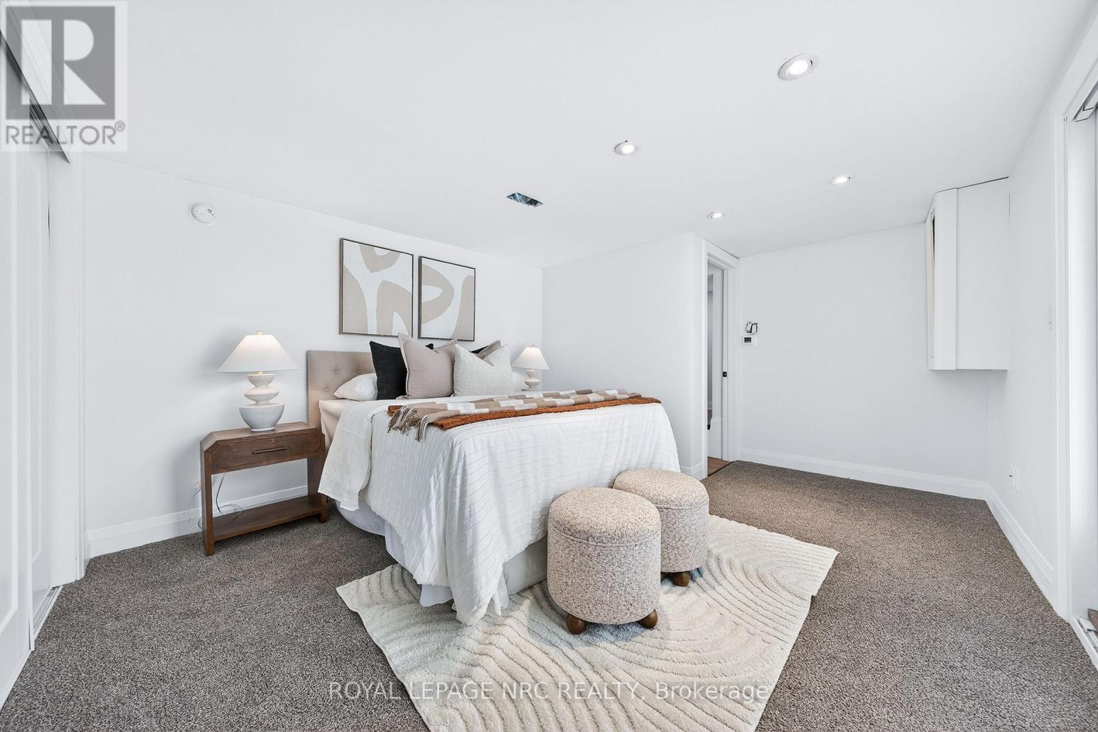 












4149 WELLAND STREET

,
Niagara Falls (Chippawa),




Ontario
L2G6J9

