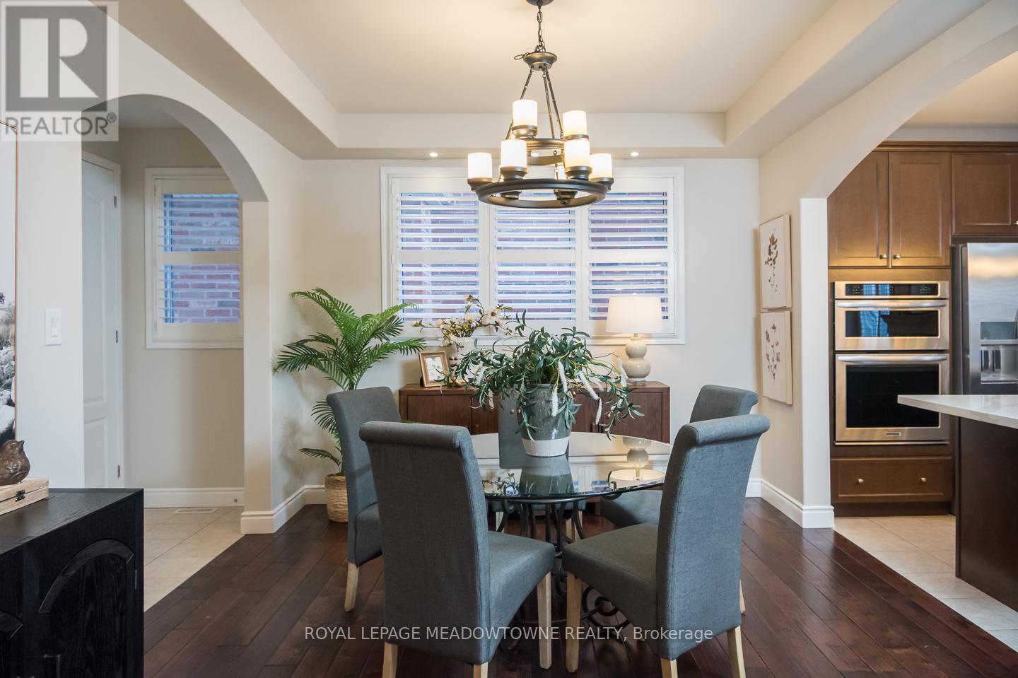 












342 KINCARDINE TERRACE

,
Milton,




Ontario
L9T8M9

