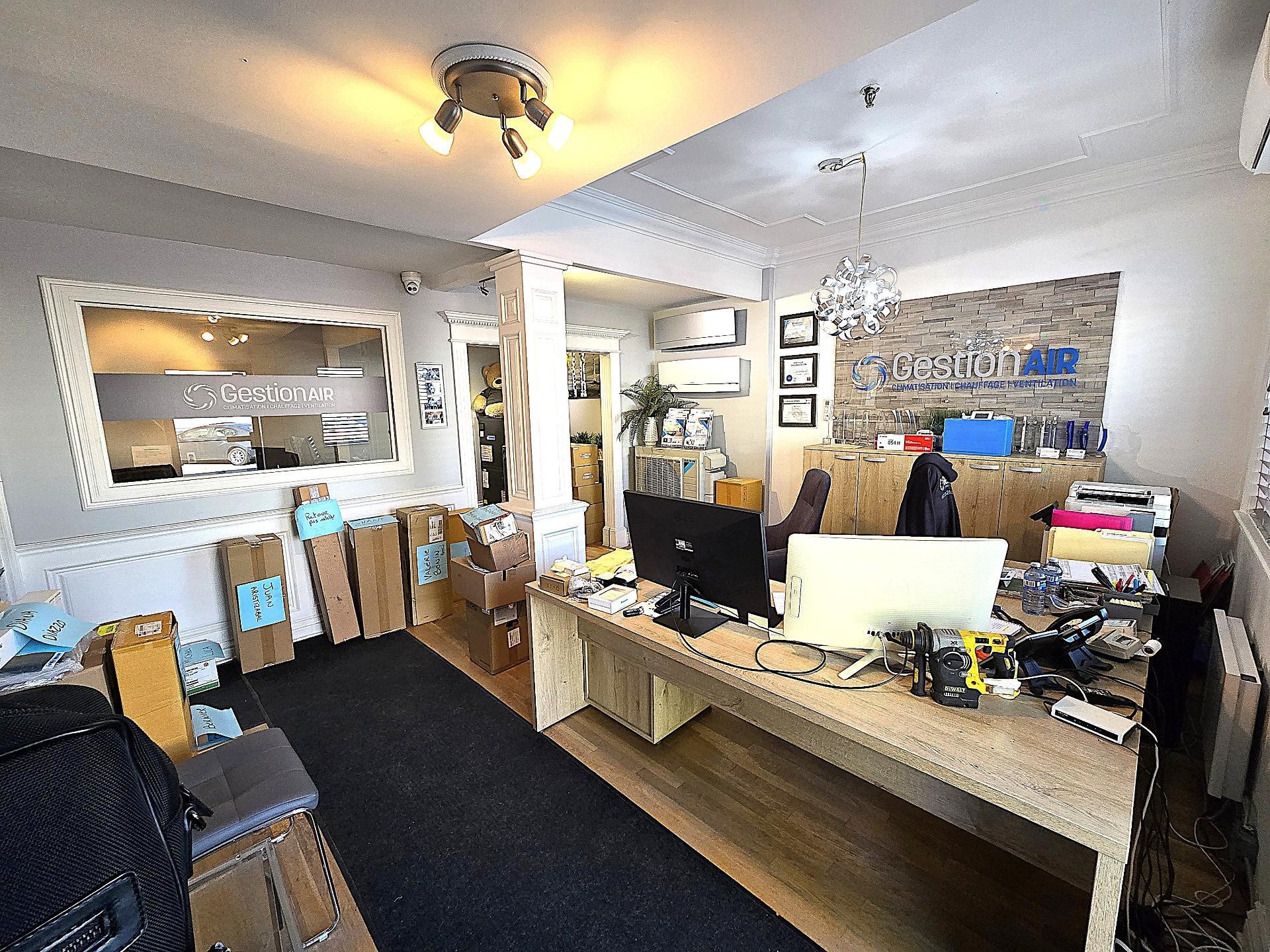 









755


Boul. du Curé-Boivin

, 5,
Boisbriand,




QC
J7G2J2

