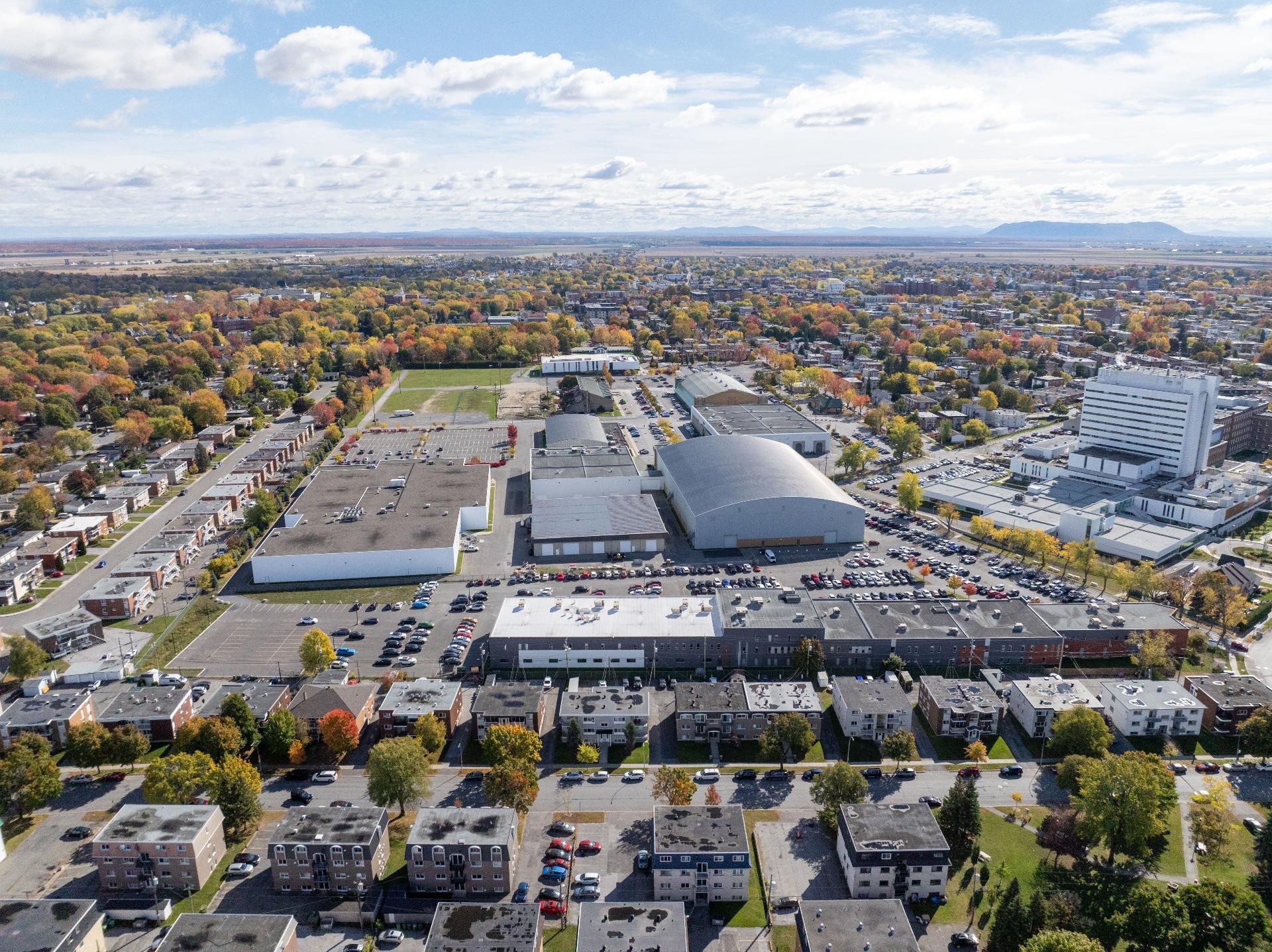 









845


Rue Rouleau

, 2,
Saint-Hyacinthe,




QC
J2S1B6

