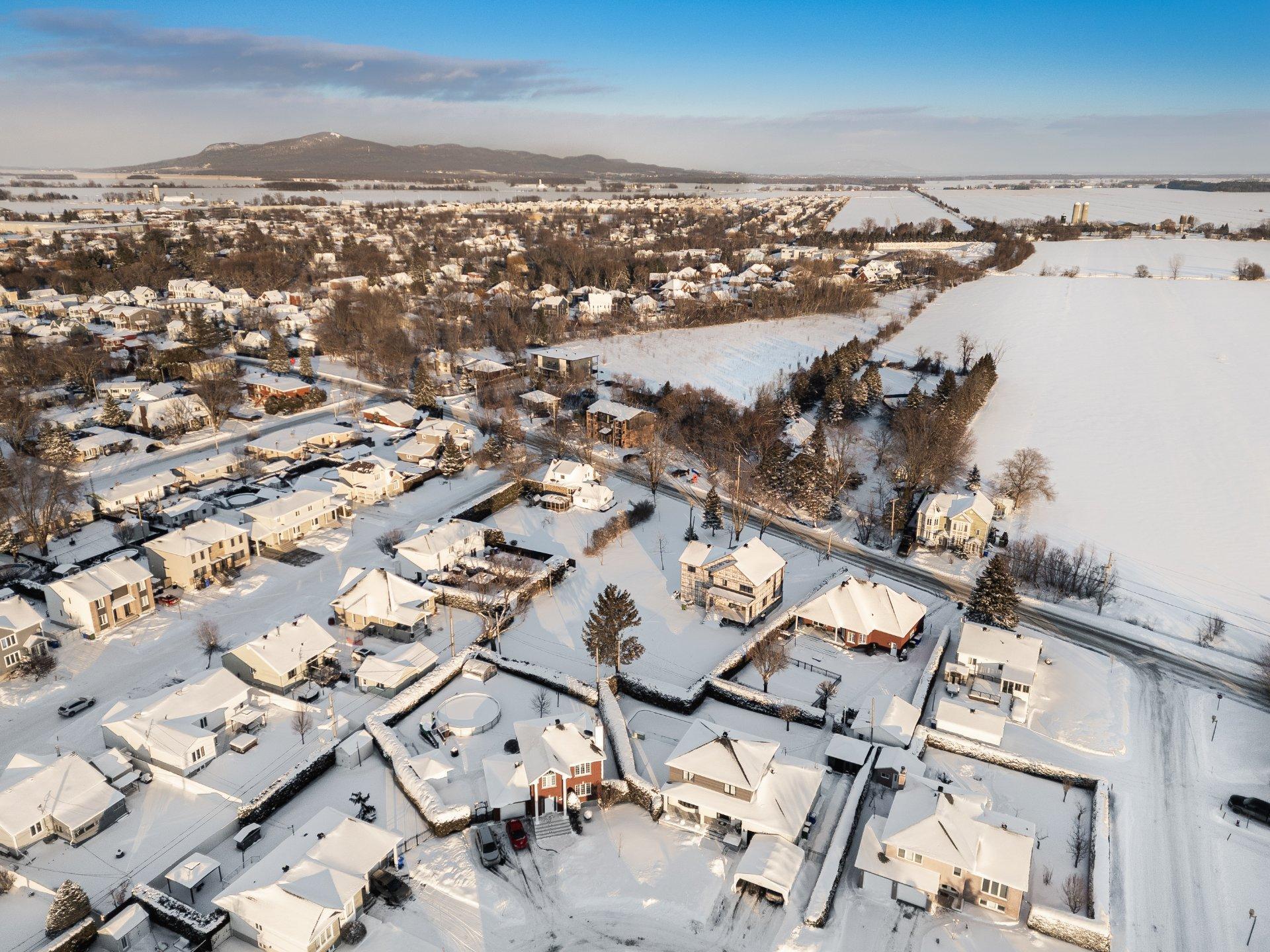 












Rue Ste-Marie

,
Marieville,







QC
J3M1C1

