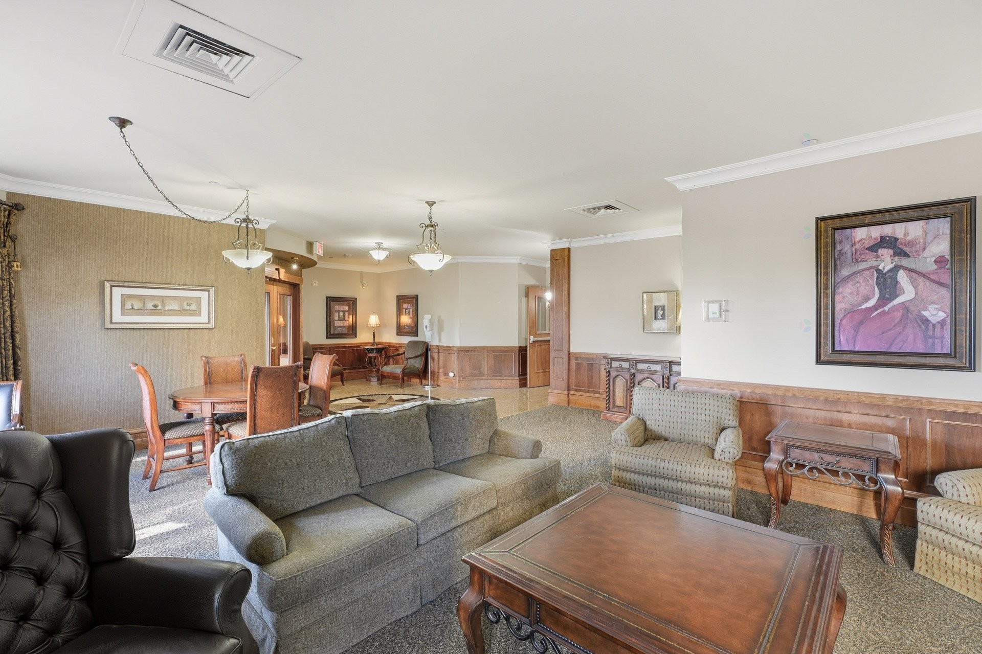 









154


Boul. de Lucerne

, 205,
Gatineau (Hull),




QC
J9A3V9

