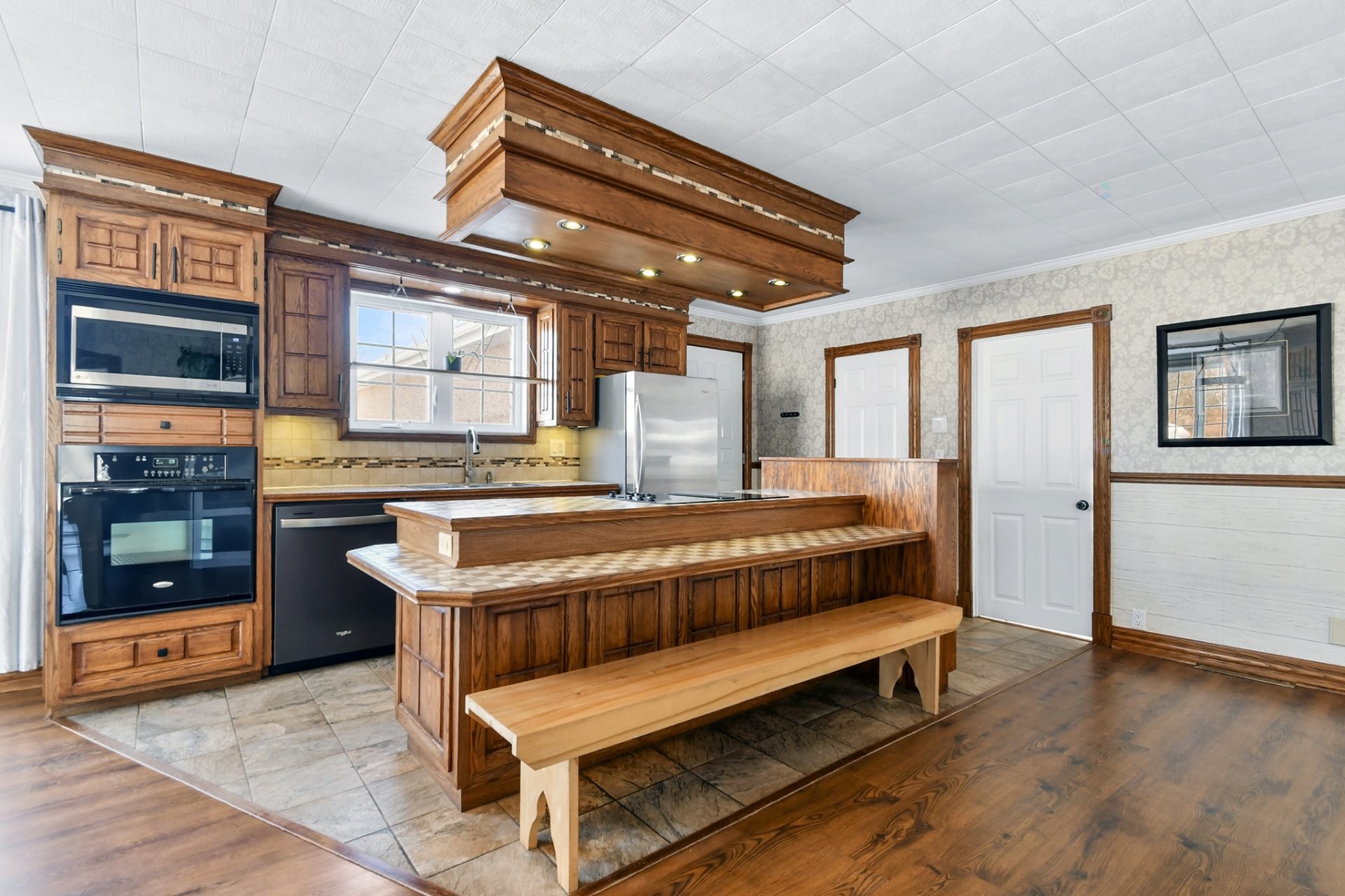 









1331


Rg de la Rivière S.

,
Sainte-Élisabeth,




QC
J0K2J0

