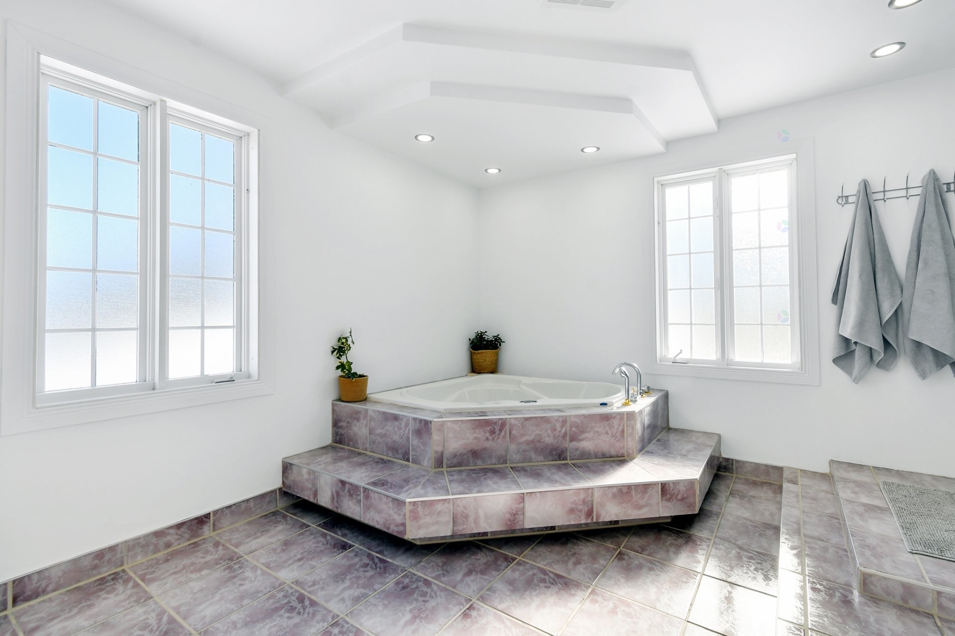 









1331


Rg de la Rivière S.

,
Sainte-Élisabeth,




QC
J0K2J0

