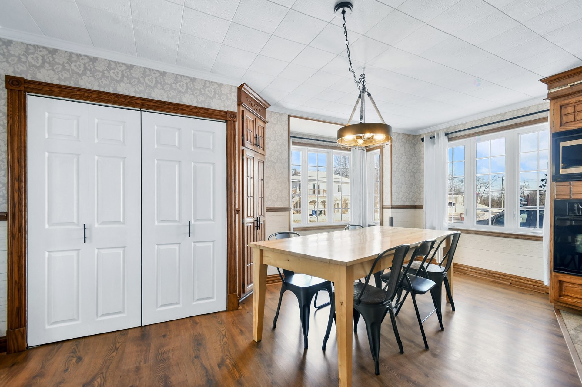 









1331


Rg de la Rivière S.

,
Sainte-Élisabeth,




QC
J0K2J0

