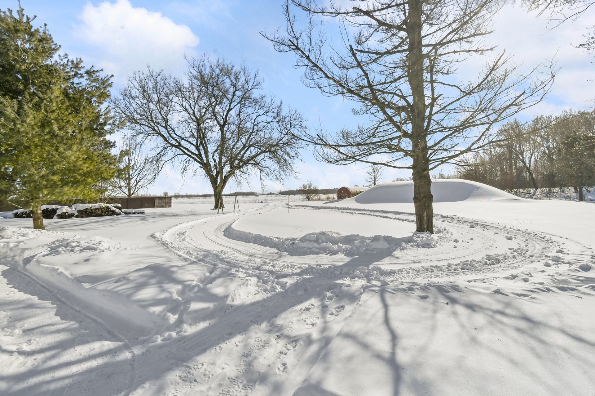 









1331


Rg de la Rivière S.

,
Sainte-Élisabeth,




QC
J0K2J0

