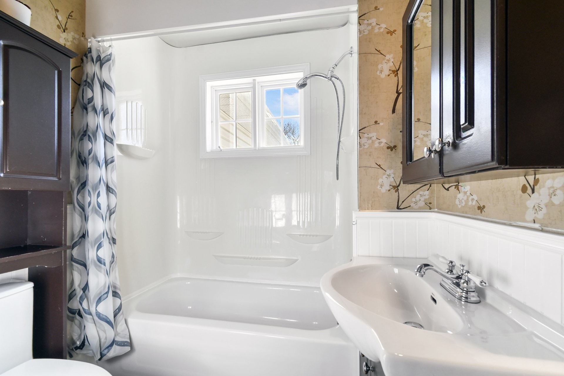 









1331


Rg de la Rivière S.

,
Sainte-Élisabeth,




QC
J0K2J0

