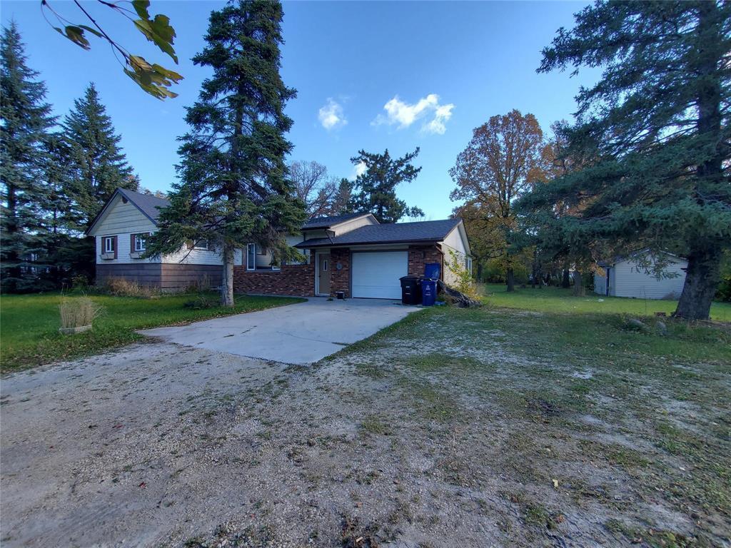 












28 Main Street

,
Kleefeld,




Manitoba
R0A0V0

