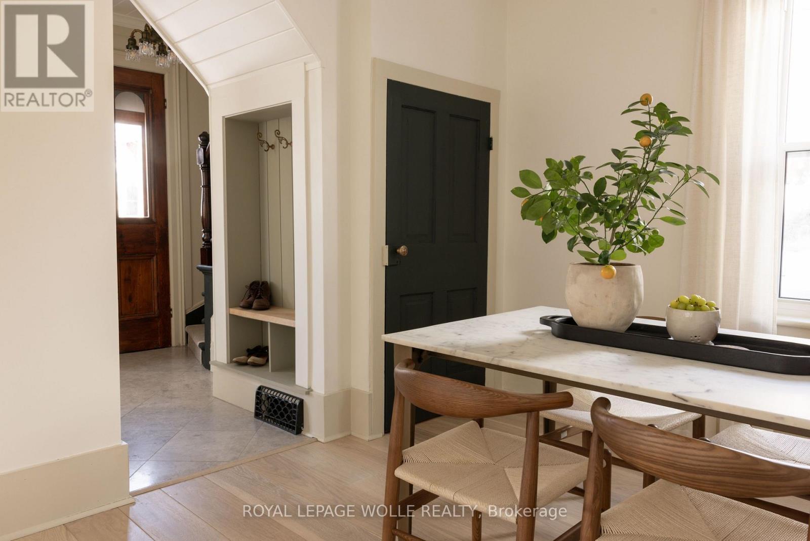 












23 CENTRE STREET

,
Woolwich,




Ontario
N3B2T8

