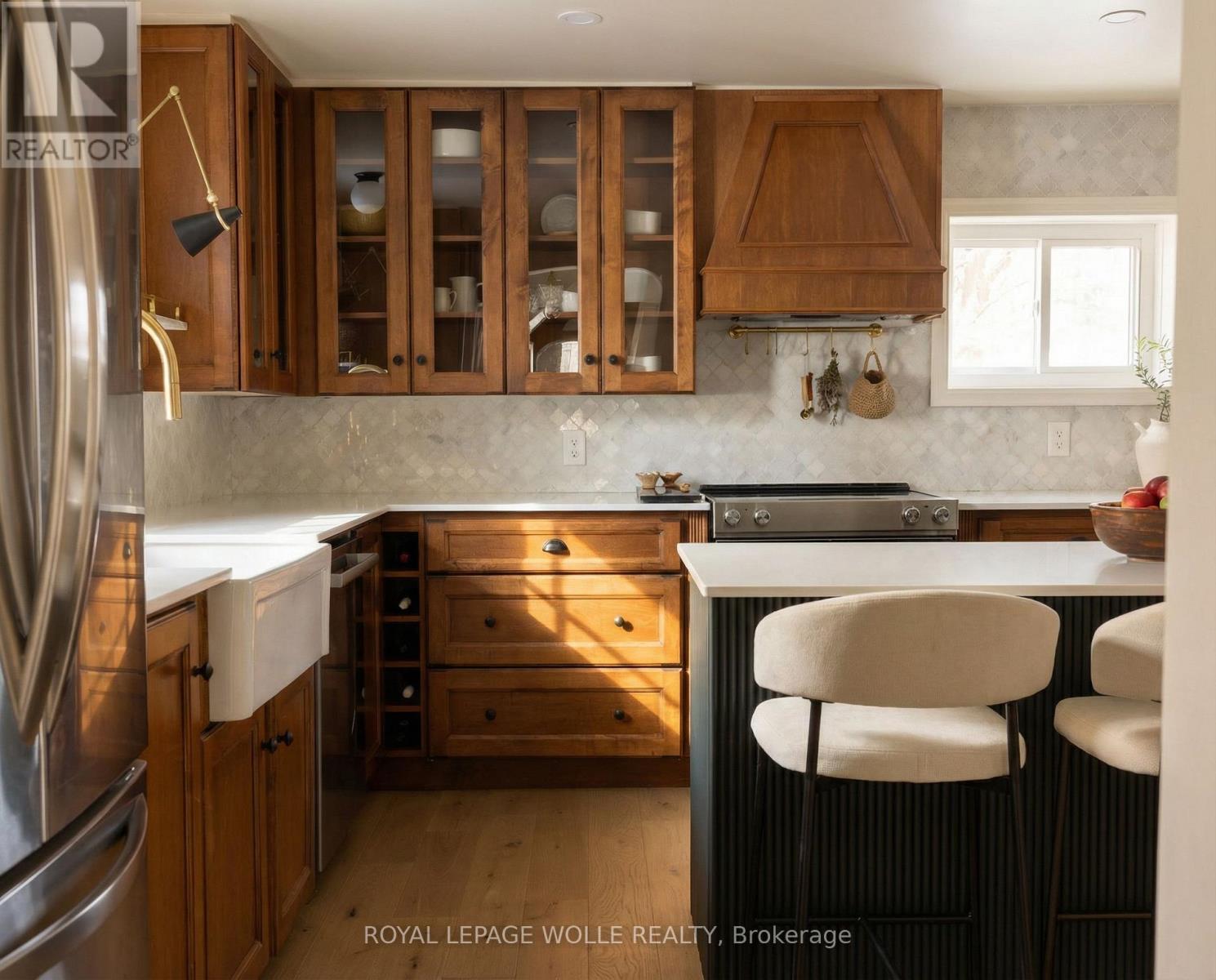 












23 CENTRE STREET

,
Woolwich,




Ontario
N3B2T8

