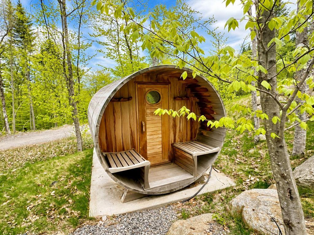 









26


Imp. du Cardinal

,
Lac-Supérieur,




QC
J0T1P0


