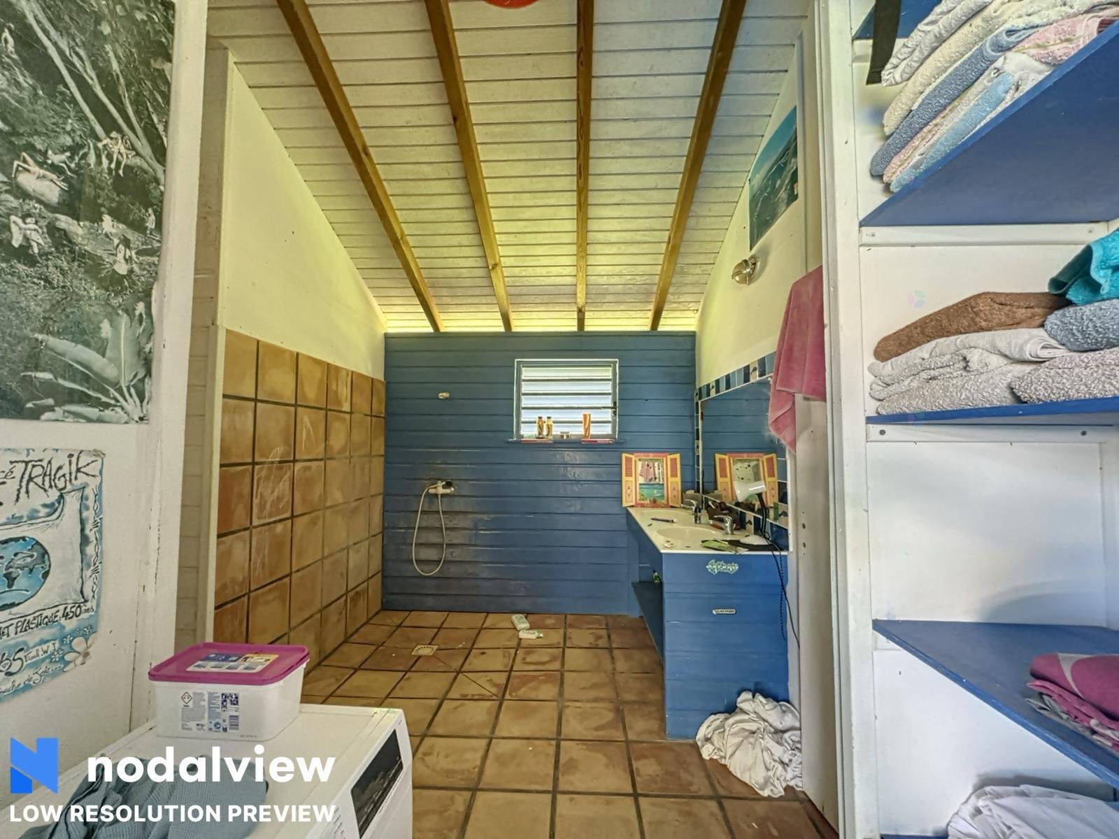 









1


Ch. des Acacias, Bellevue,St-François, Guadeloupe

,
Autres pays / Other countries,





97118

