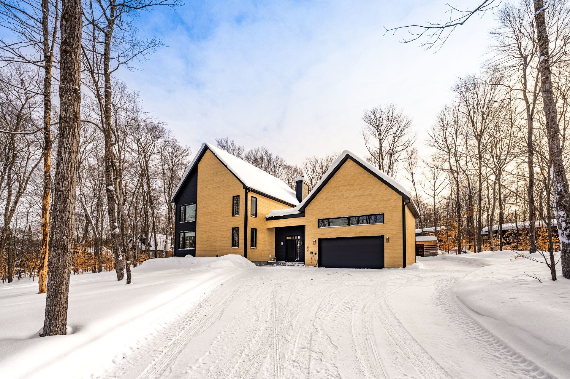 









3050


Ch. des Bois-Francs

,
Notre-Dame-de-la-Merci,




QC
J0T2A0

