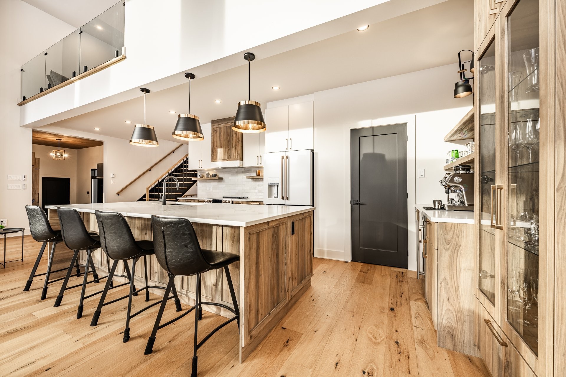 









3050


Ch. des Bois-Francs

,
Notre-Dame-de-la-Merci,




QC
J0T2A0

