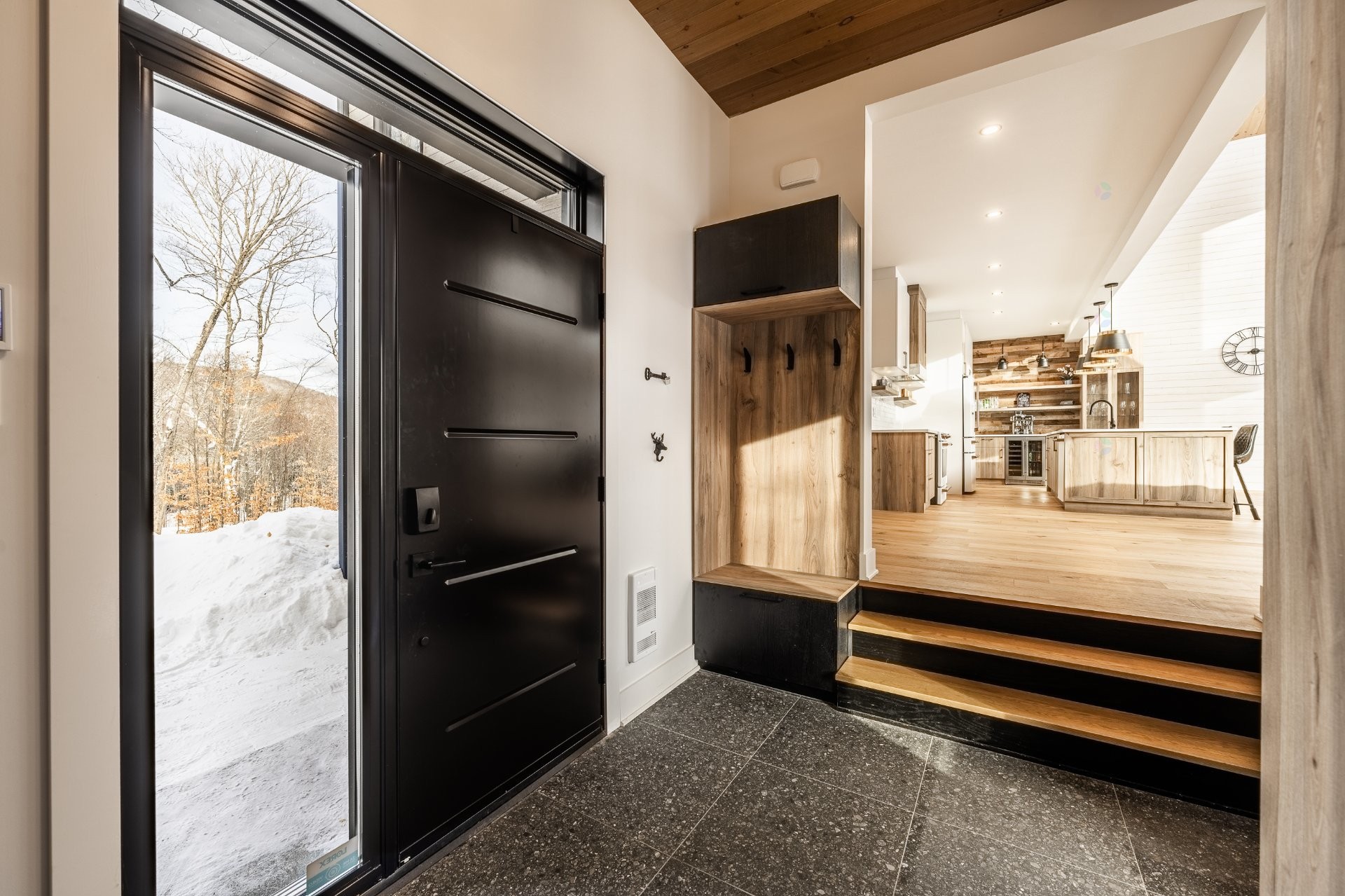 









3050


Ch. des Bois-Francs

,
Notre-Dame-de-la-Merci,




QC
J0T2A0

