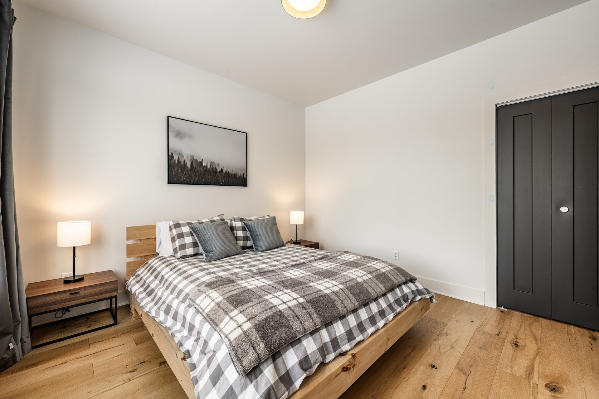 









3050


Ch. des Bois-Francs

,
Notre-Dame-de-la-Merci,




QC
J0T2A0

