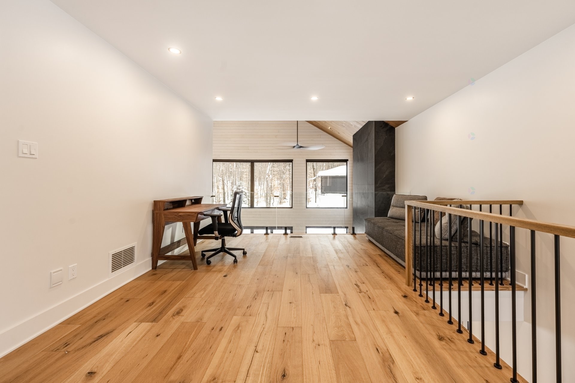 









3050


Ch. des Bois-Francs

,
Notre-Dame-de-la-Merci,




QC
J0T2A0

