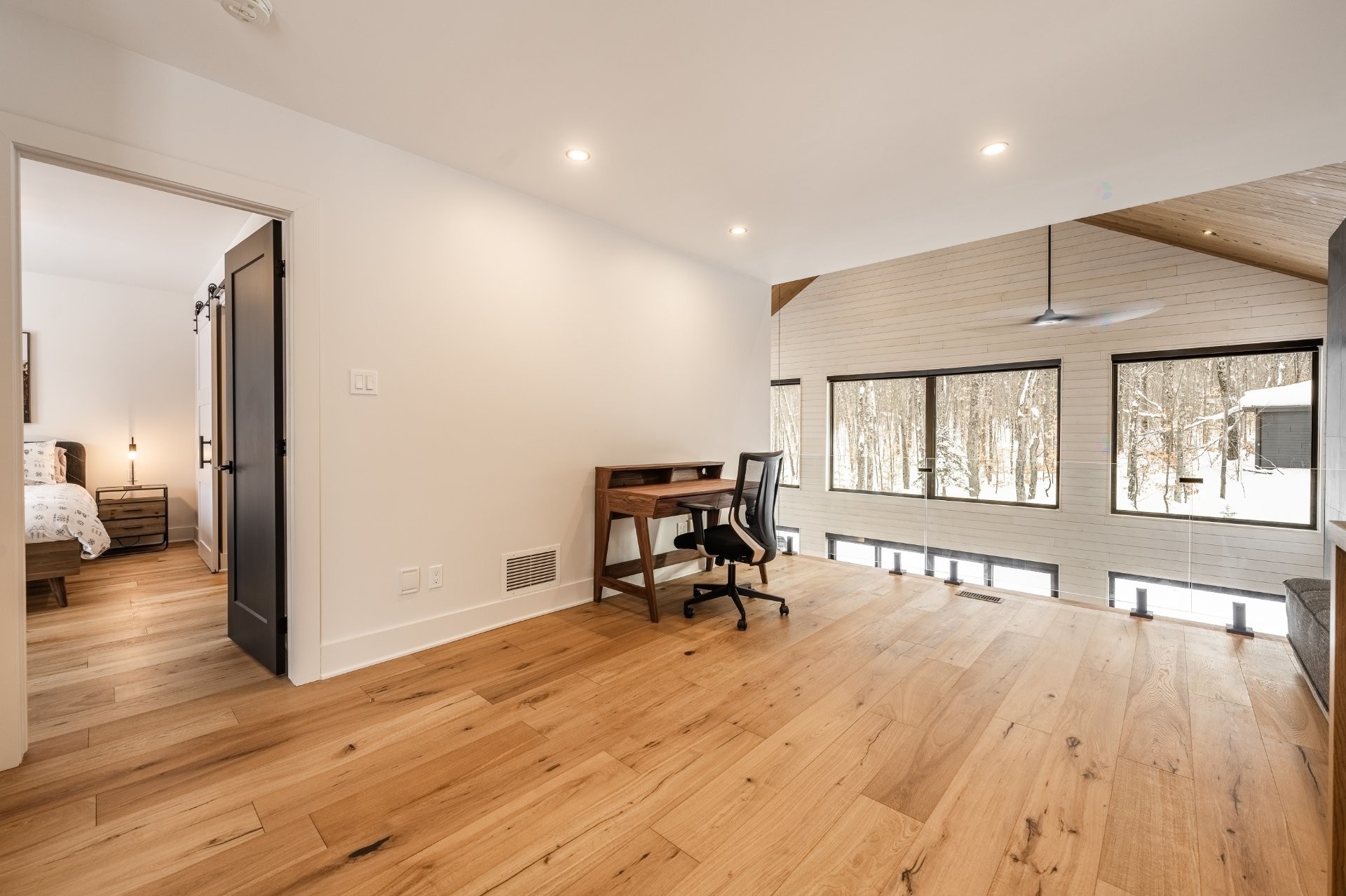 









3050


Ch. des Bois-Francs

,
Notre-Dame-de-la-Merci,




QC
J0T2A0

