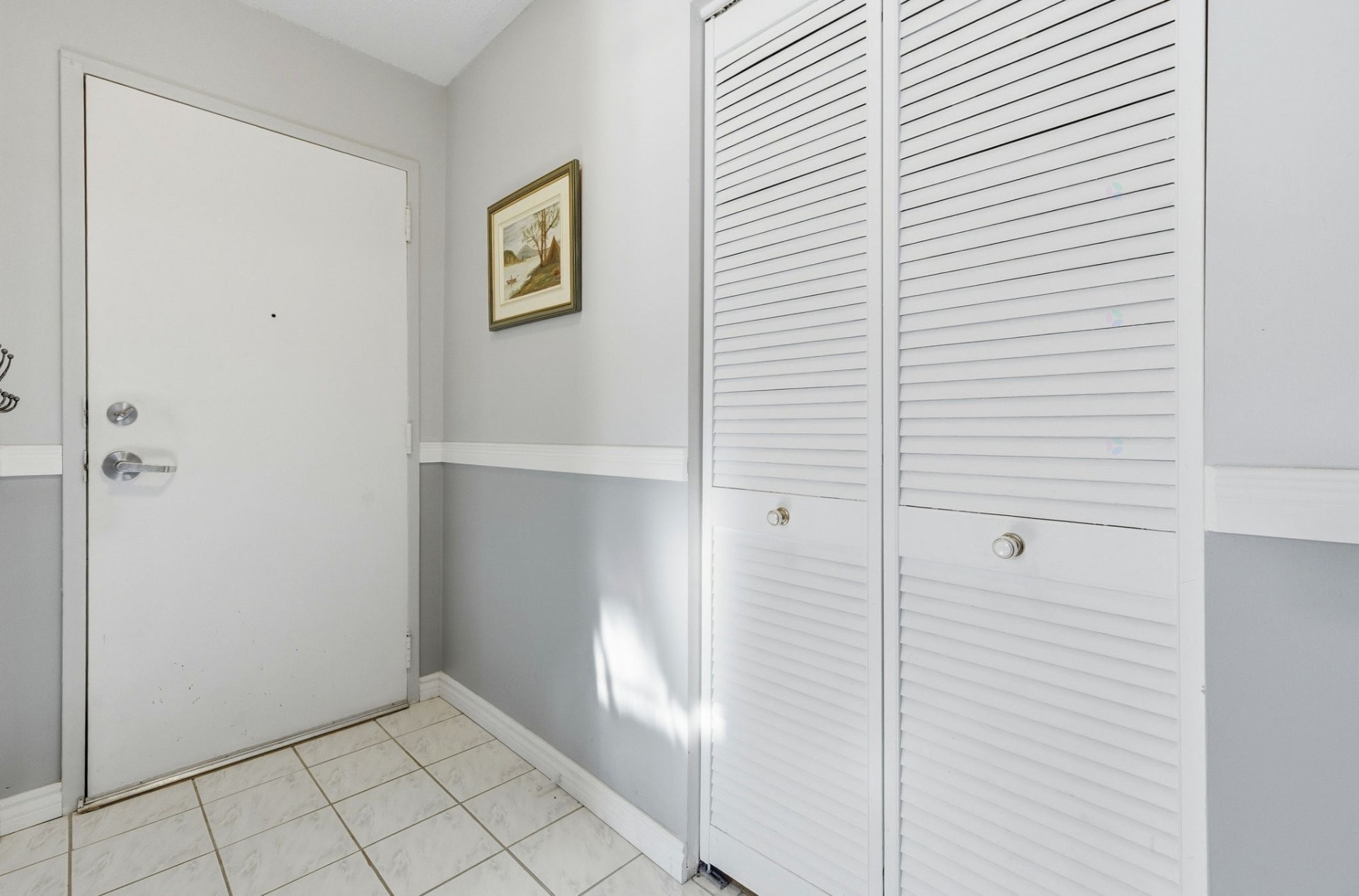 









4


Rue Galipeau

, 2,
Gatineau (Hull),




QC
J8Y4C3

