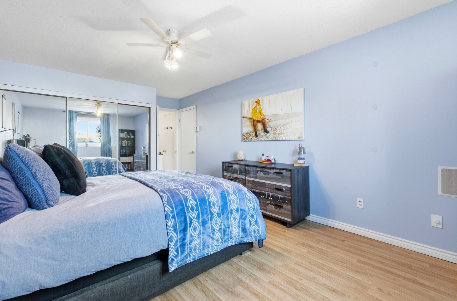 









4


Rue Galipeau

, 2,
Gatineau (Hull),




QC
J8Y4C3

