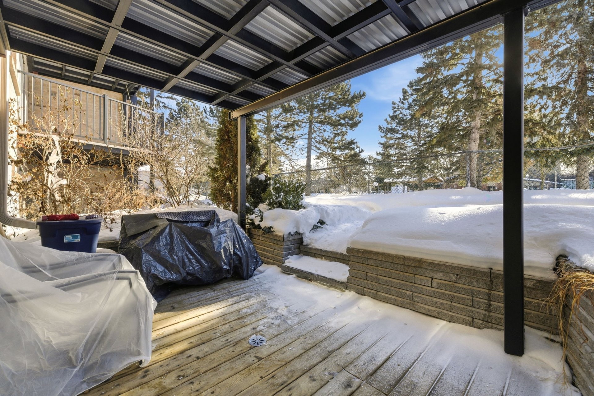 









4


Rue Galipeau

, 2,
Gatineau (Hull),




QC
J8Y4C3

