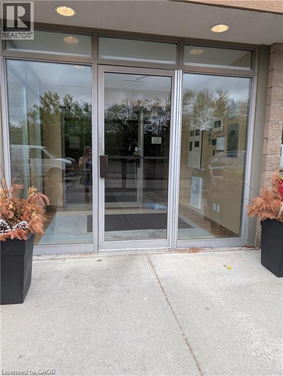 












736 OLD ALBERT Street Unit# 102

,
Waterloo,




Ontario
N2L6R4

