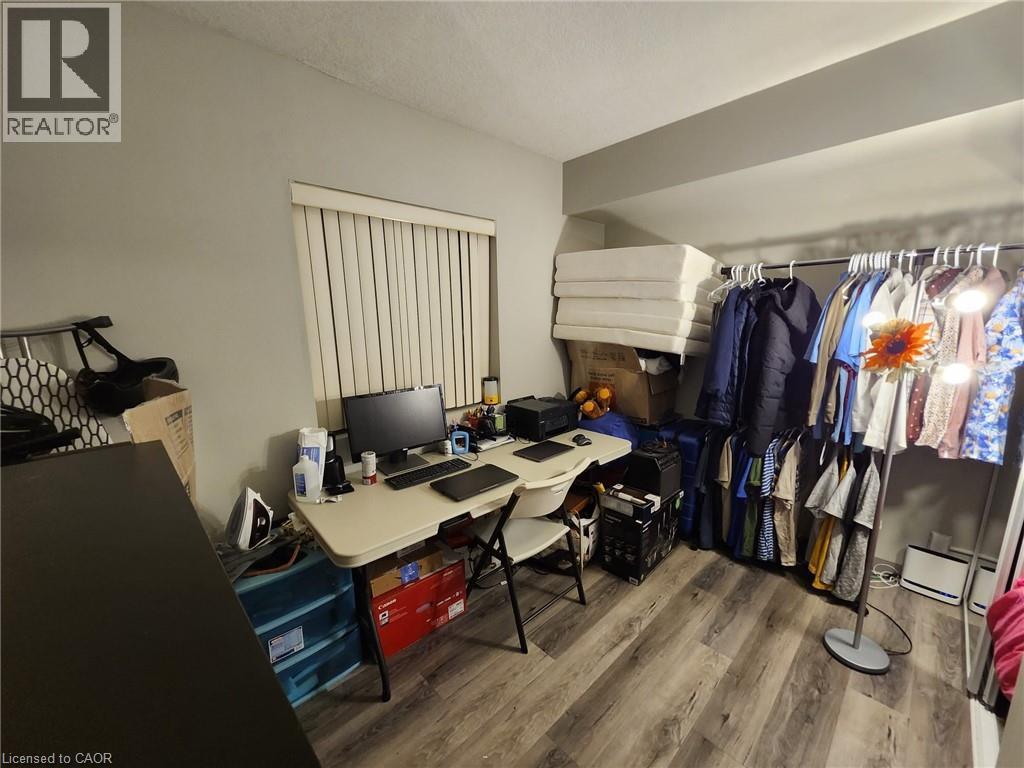 












736 OLD ALBERT Street Unit# 102

,
Waterloo,




Ontario
N2L6R4

