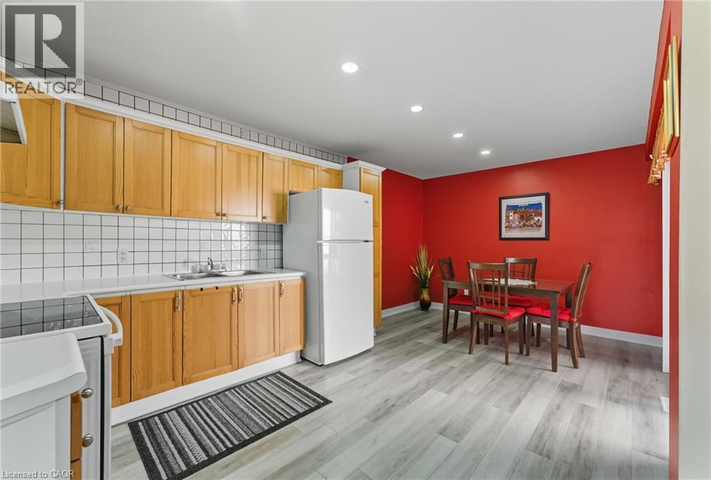 












1300 UPPER OTTAWA Street Unit# 6

,
Hamilton,




Ontario
L8W1M8

