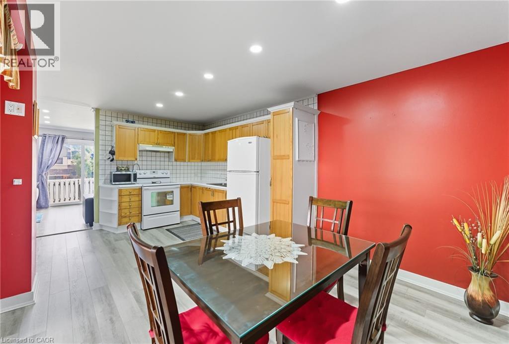 












1300 UPPER OTTAWA Street Unit# 6

,
Hamilton,




Ontario
L8W1M8

