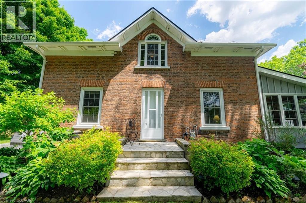 












658 CULVER Road

,
Waterford,




Ontario
N0E1Y0

