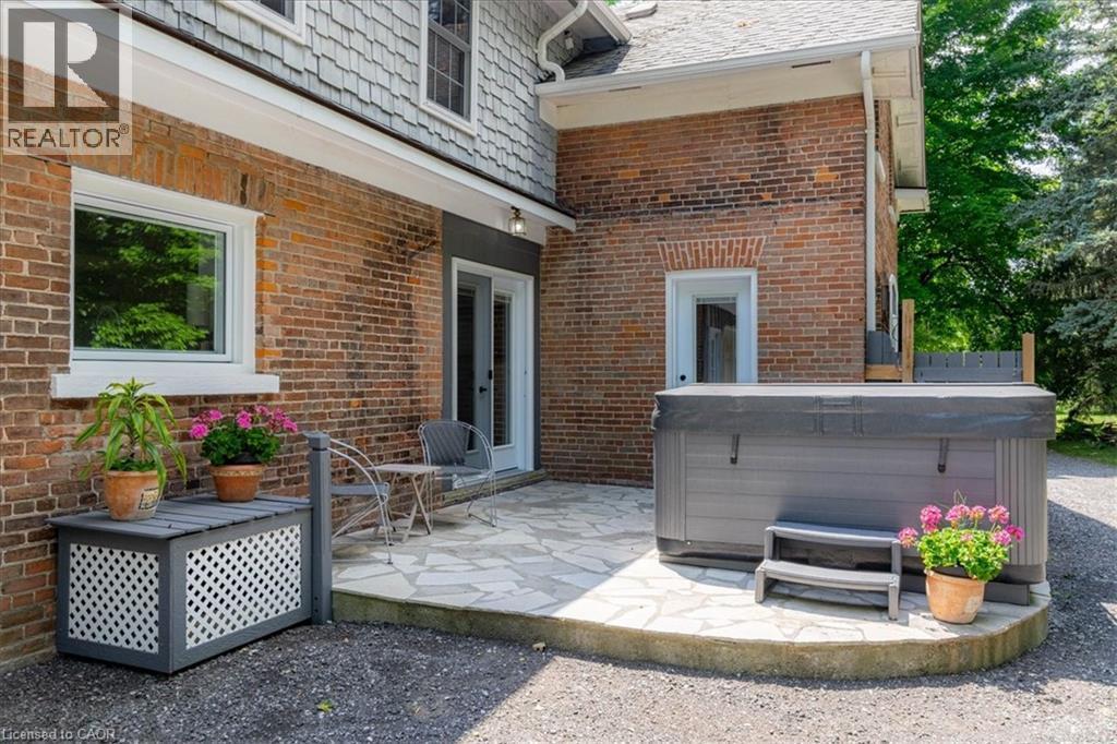 












658 CULVER Road

,
Waterford,




Ontario
N0E1Y0

