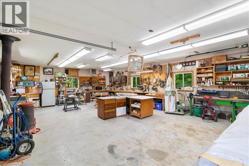 












658 CULVER Road

,
Waterford,




Ontario
N0E1Y0

