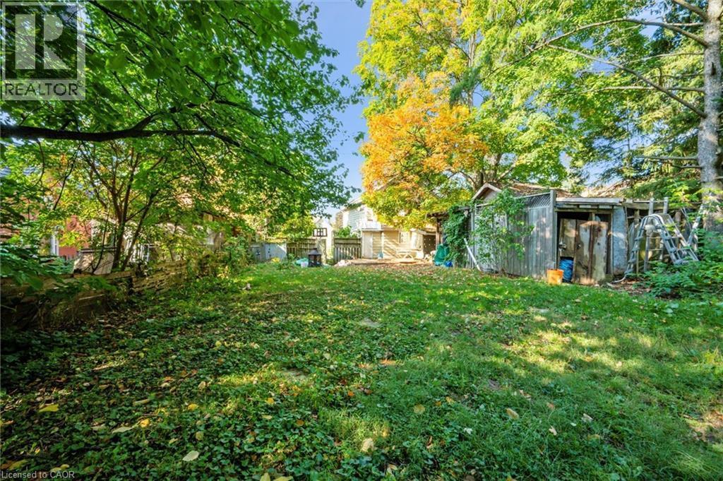 












126 WATERLOO Street

,
Kitchener,




Ontario
N2H3V6

