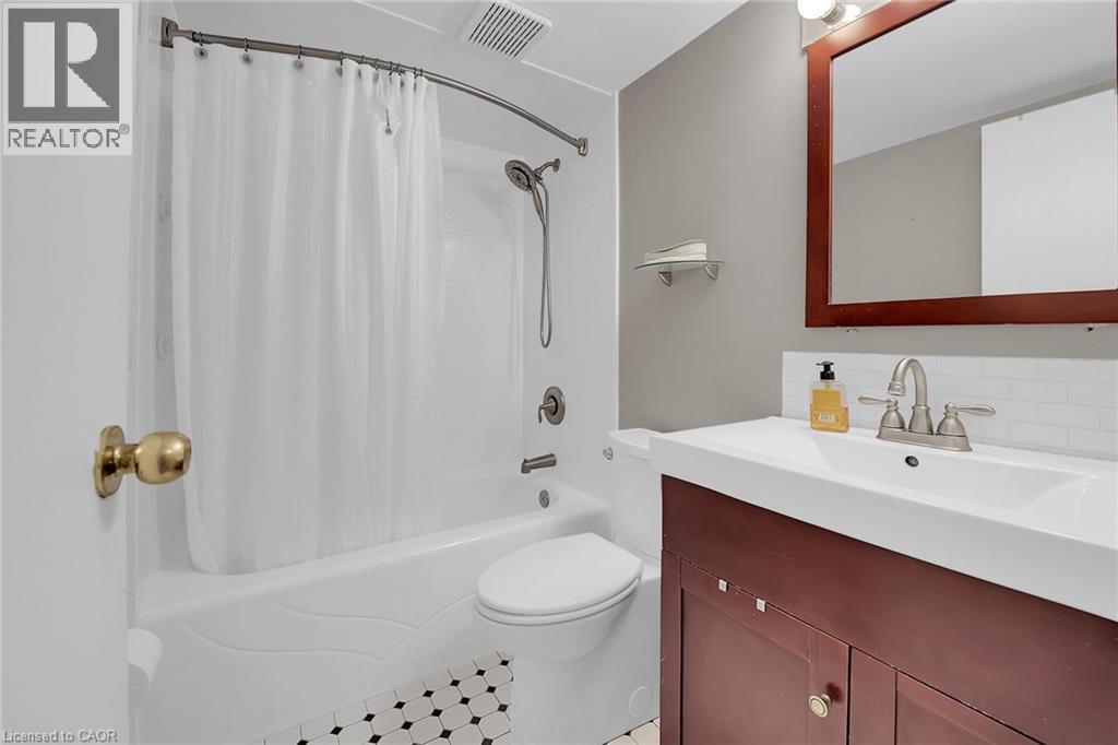 












198 SCOTT Street Unit# 220

,
St. Catharines,




Ontario
L2N5T3

