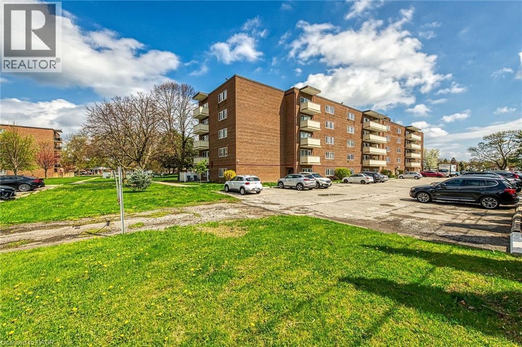 












198 SCOTT Street Unit# 220

,
St. Catharines,




Ontario
L2N5T3

