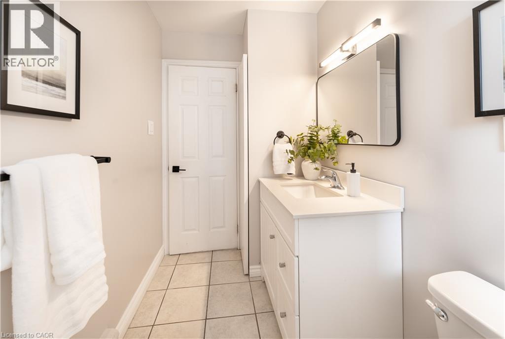 












130 HENRY Street

,
Brantford,




Ontario
N3S5C7

