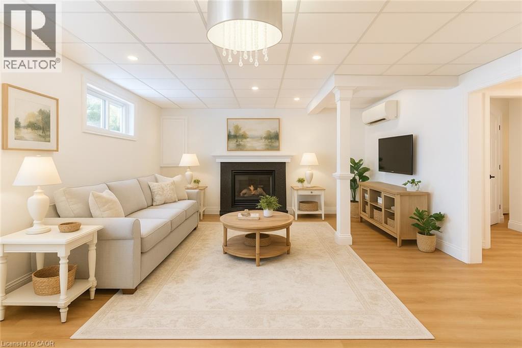 












130 HENRY Street

,
Brantford,




Ontario
N3S5C7

