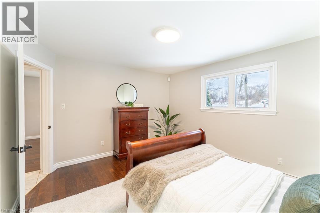 












130 HENRY Street

,
Brantford,




Ontario
N3S5C7

