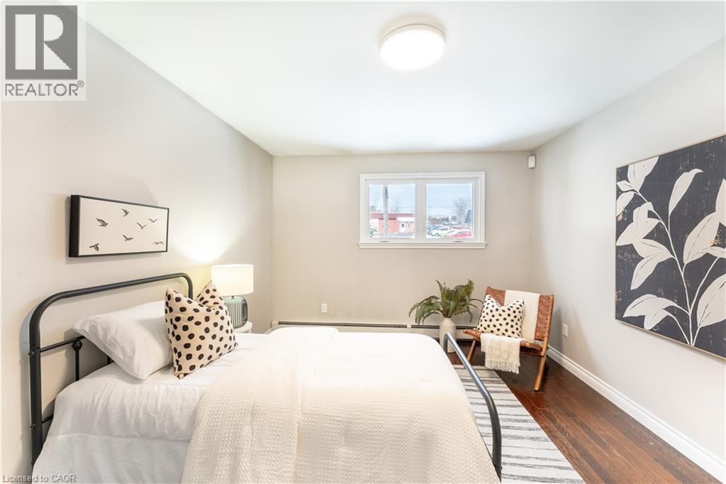 












130 HENRY Street

,
Brantford,




Ontario
N3S5C7

